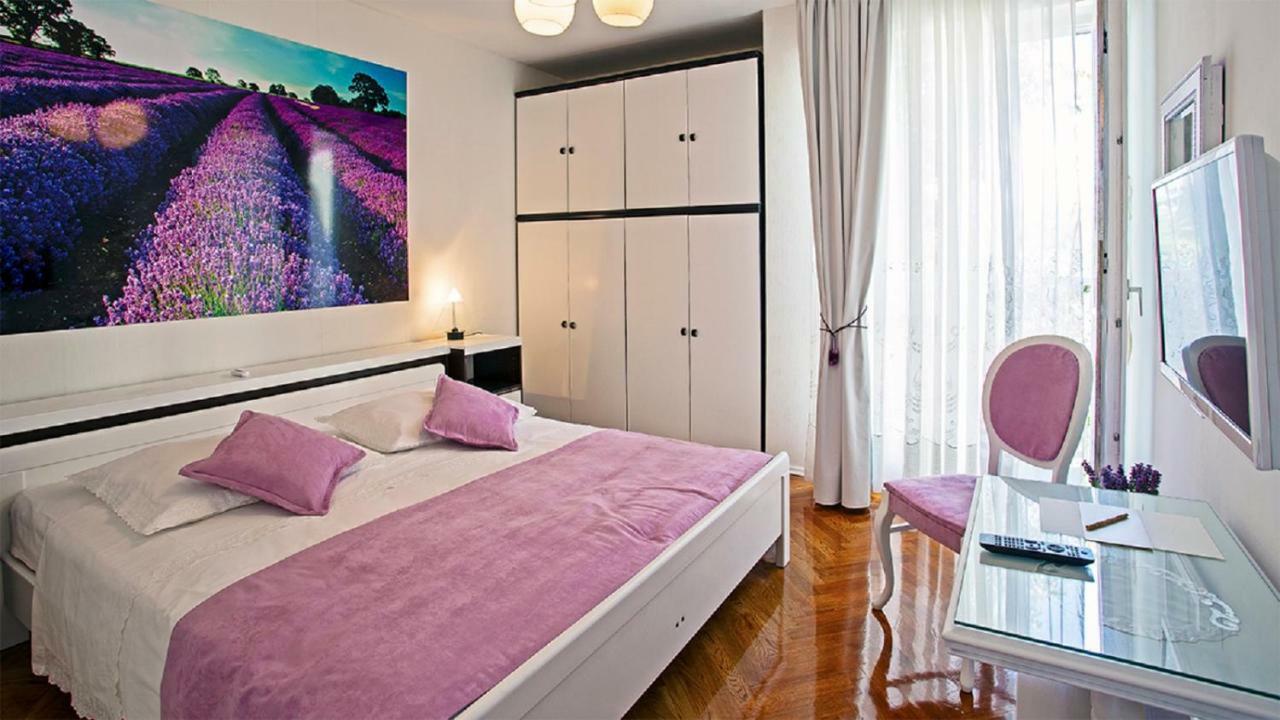 Apartment Milana - Cozy Stay With Free Parking Split Bagian luar foto