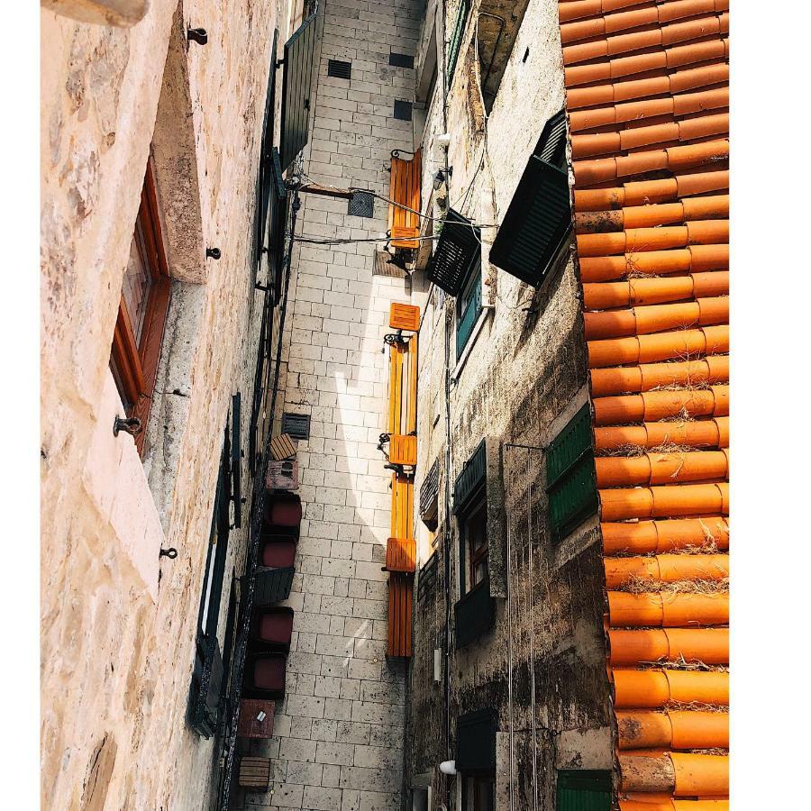Apartment Milana - Cozy Stay With Free Parking Split Bagian luar foto